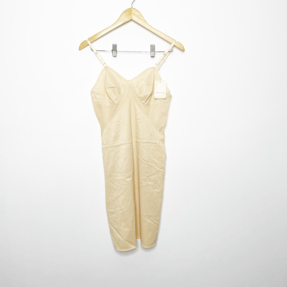 VTG 70s 80s Vanity Fair Nylon Tricot Slip Antron III WOMENS 32 S NWT DEADSTOCK - Picture 2 of 9